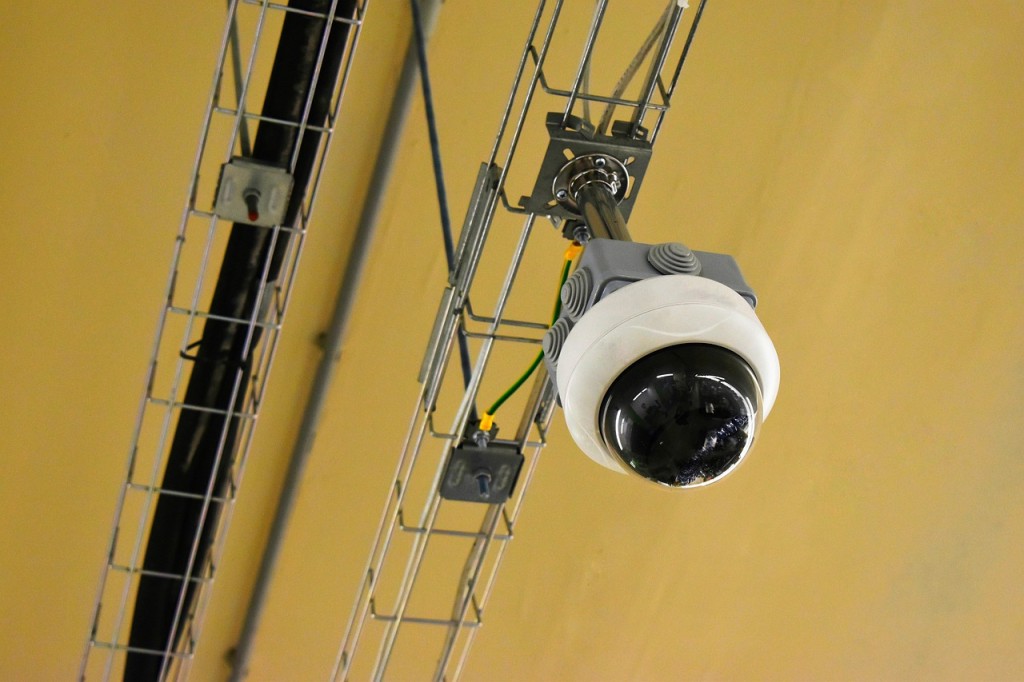 a security camera mounted on the ceiling